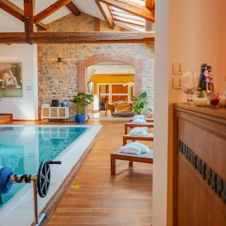 Casa Vamaë Piscina Interna E Cinema Villa