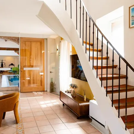 Casa Vamaë Piscina Interna E Cinema Villa *