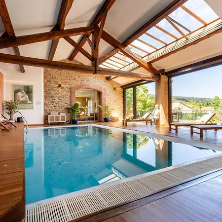 Villa Casa Vamaë Piscina Interna E Cinema *
